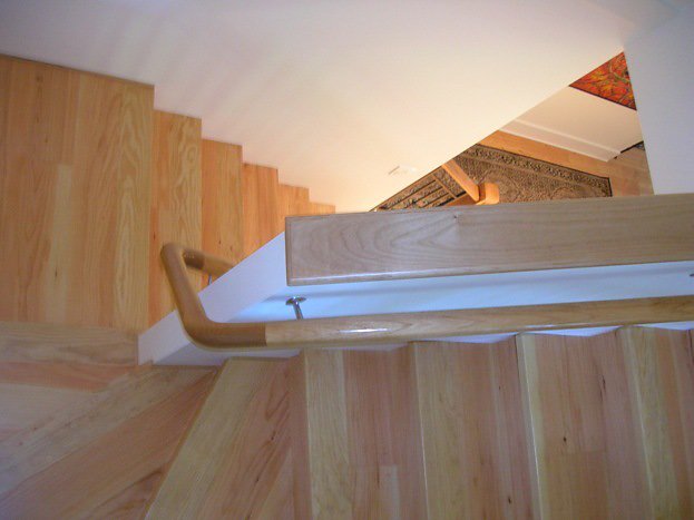 newel post and railings